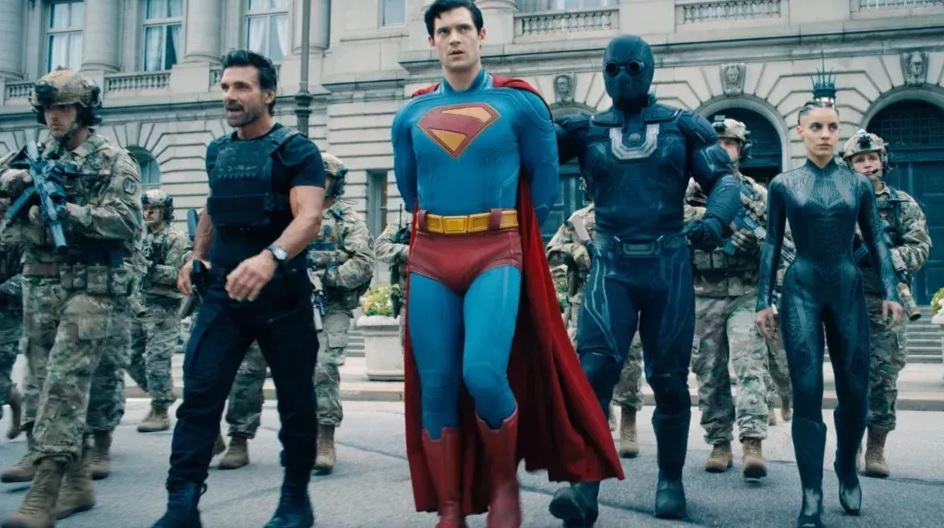 Novo "Superman" arrecada mais de R$ 1 bilhão no fim de semana de estreia